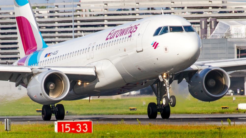 Flugzeugbilder - Hamburg A320 - Wolfgang Suellau